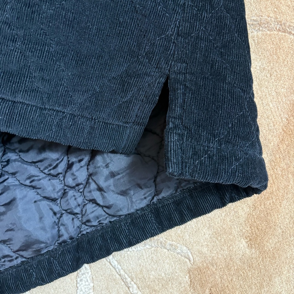 EUC, Habitat Black Corduroy Quilted Vest w/ Buttons, Collar & Side Slits. SZ L. - Picture 5 of 8